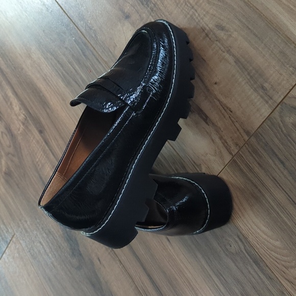 Franco Sarto black platform loafers size 7.5. Women's size 7.5 loafers. - Picture 5 of 5
